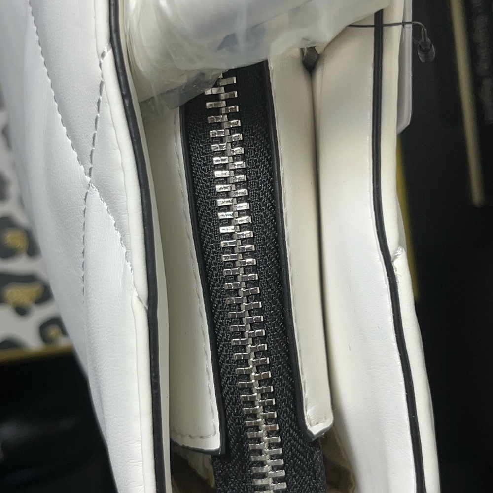 Guess White Quilted Tote with Silver Accent NWT - Picture 7 of 10